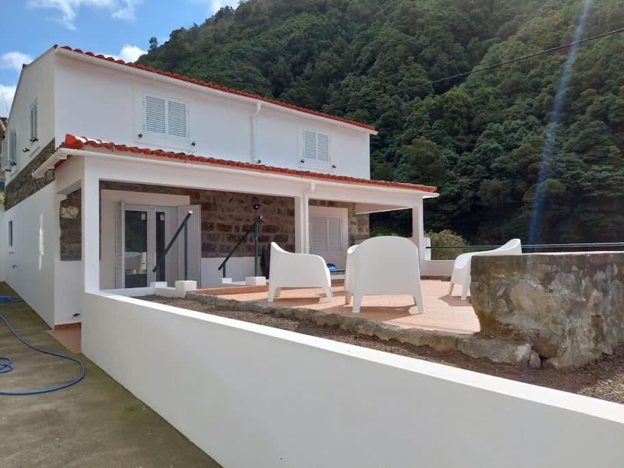 Faial da Terra Casa Do Sanguinhoヴィラ エクステリア 写真